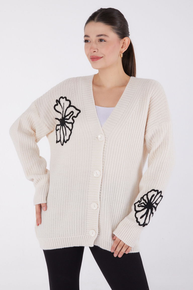 Nakışlı Düğmeli Triko Hırka - 27629 - TOFİSA