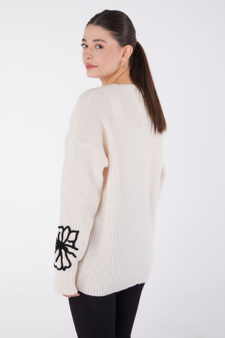 Nakışlı Düğmeli Triko Hırka - 27629 - TOFİSA