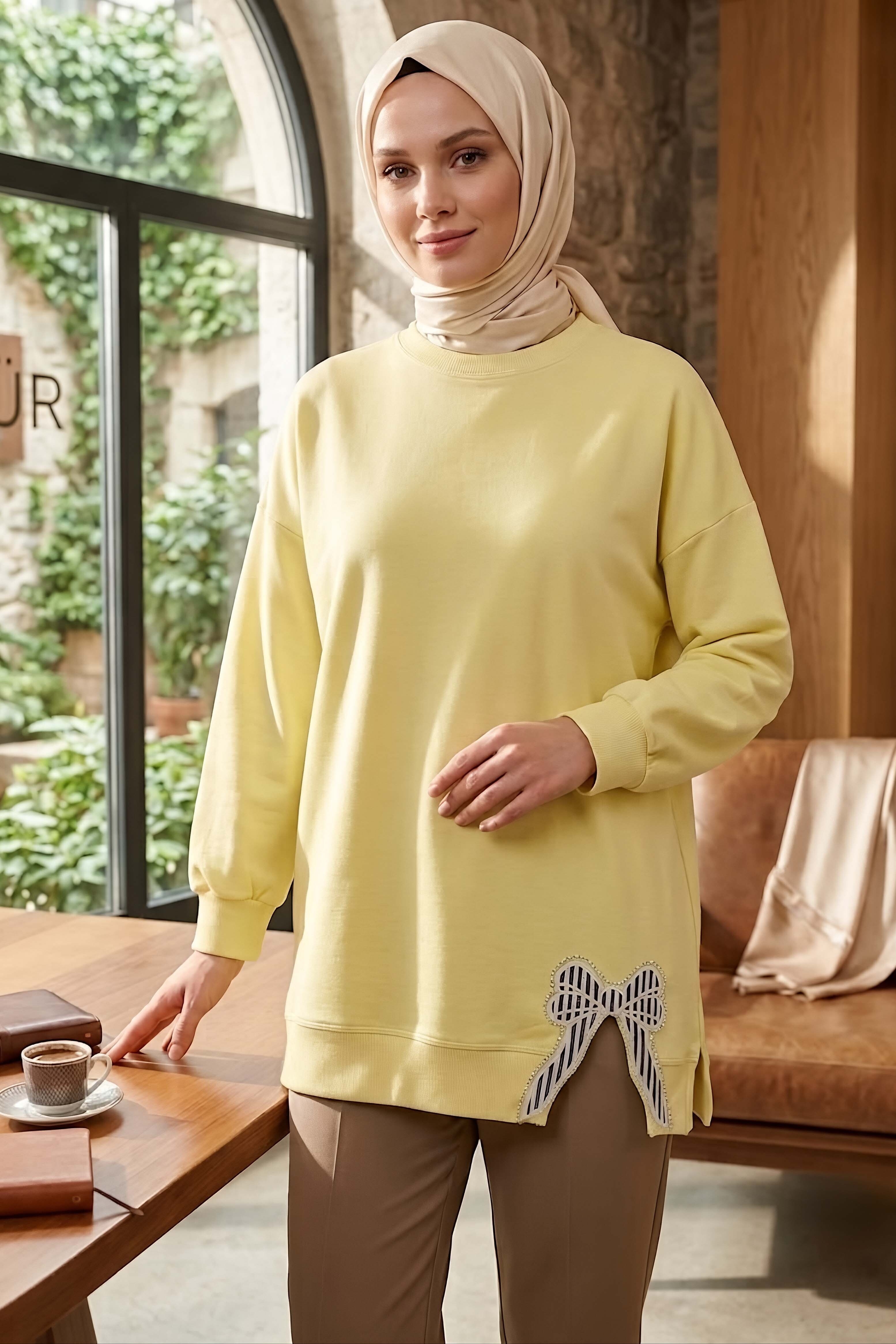 Nakışlı Fiyonk Detaylı Tunik Sari - 28777-SARI - 1