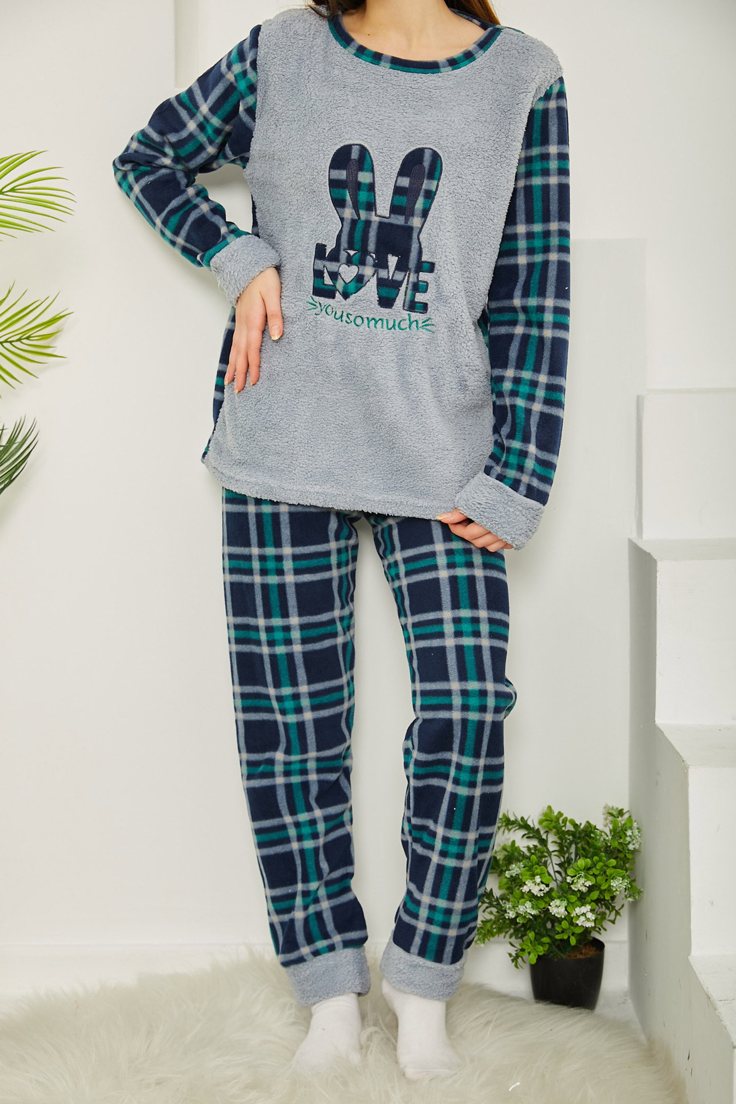 Nakışlı Peluş Polar Pijama Takım - 26776 - 1