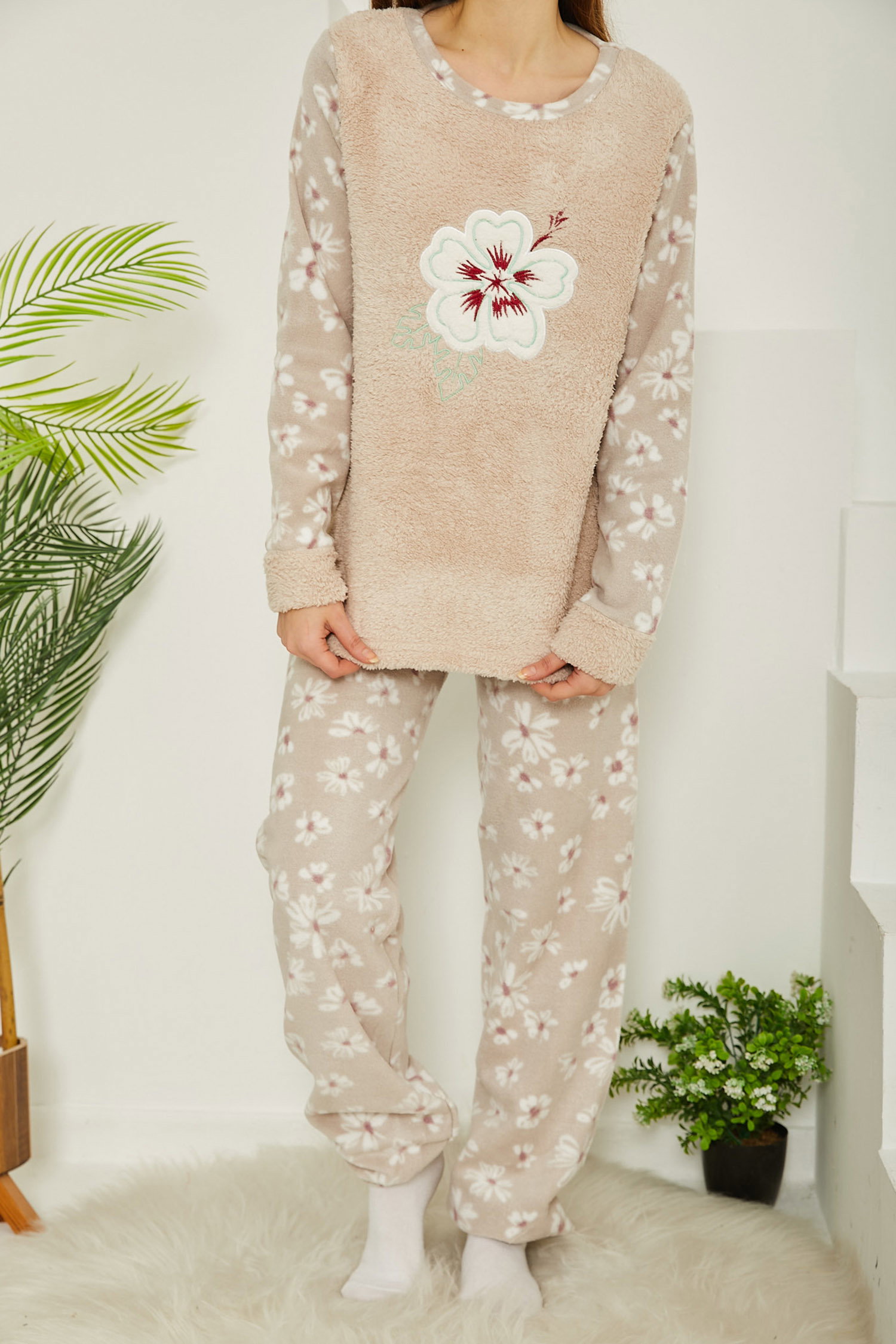 Nakışlı Peluş Polar Pijama Takım - 26778 - 3
