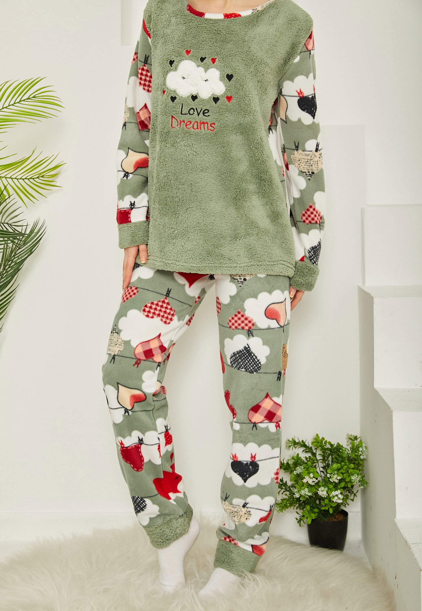 Nakışlı Peluş Polar Pijama Takım - 26785 - 1