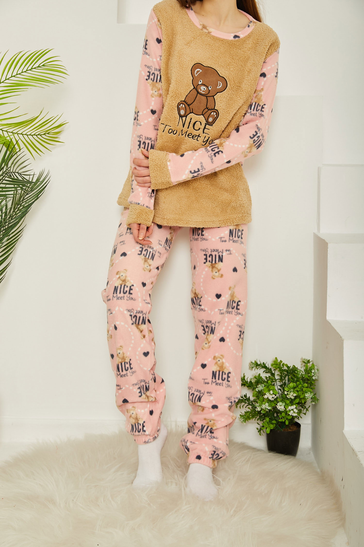 Nakışlı Peluş Polar Pijama Takım Vizon - 26777 - 1
