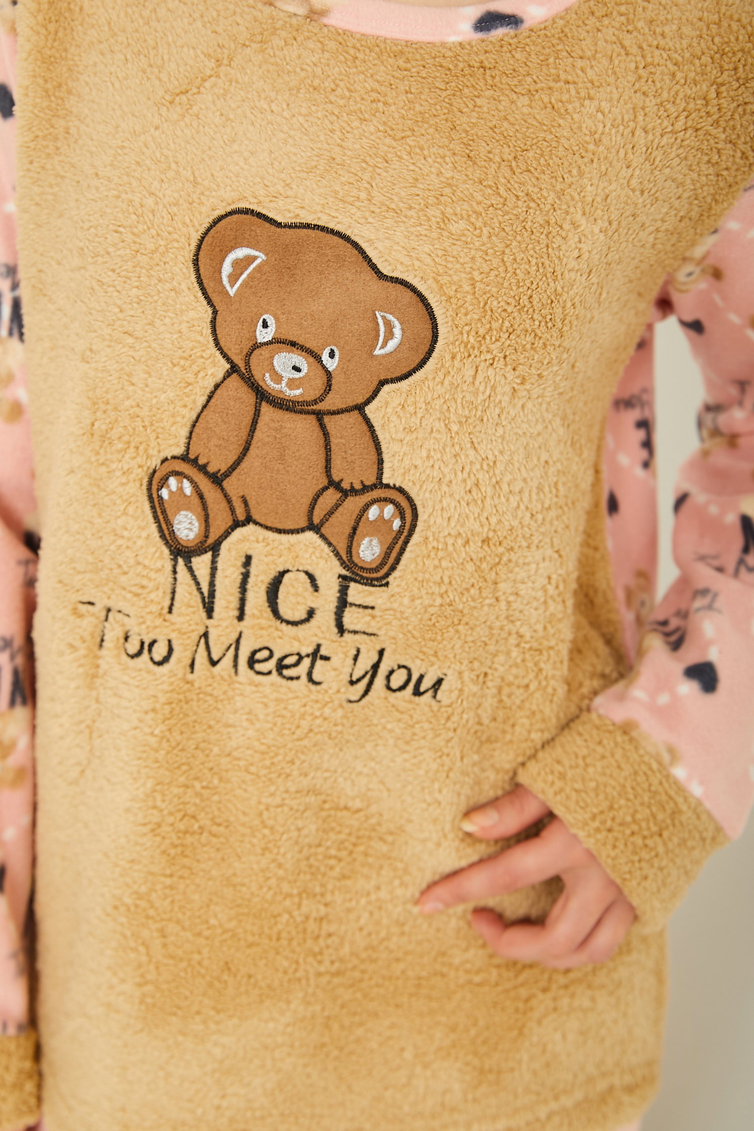Nakışlı Peluş Polar Pijama Takım Vizon - 26777 - 4