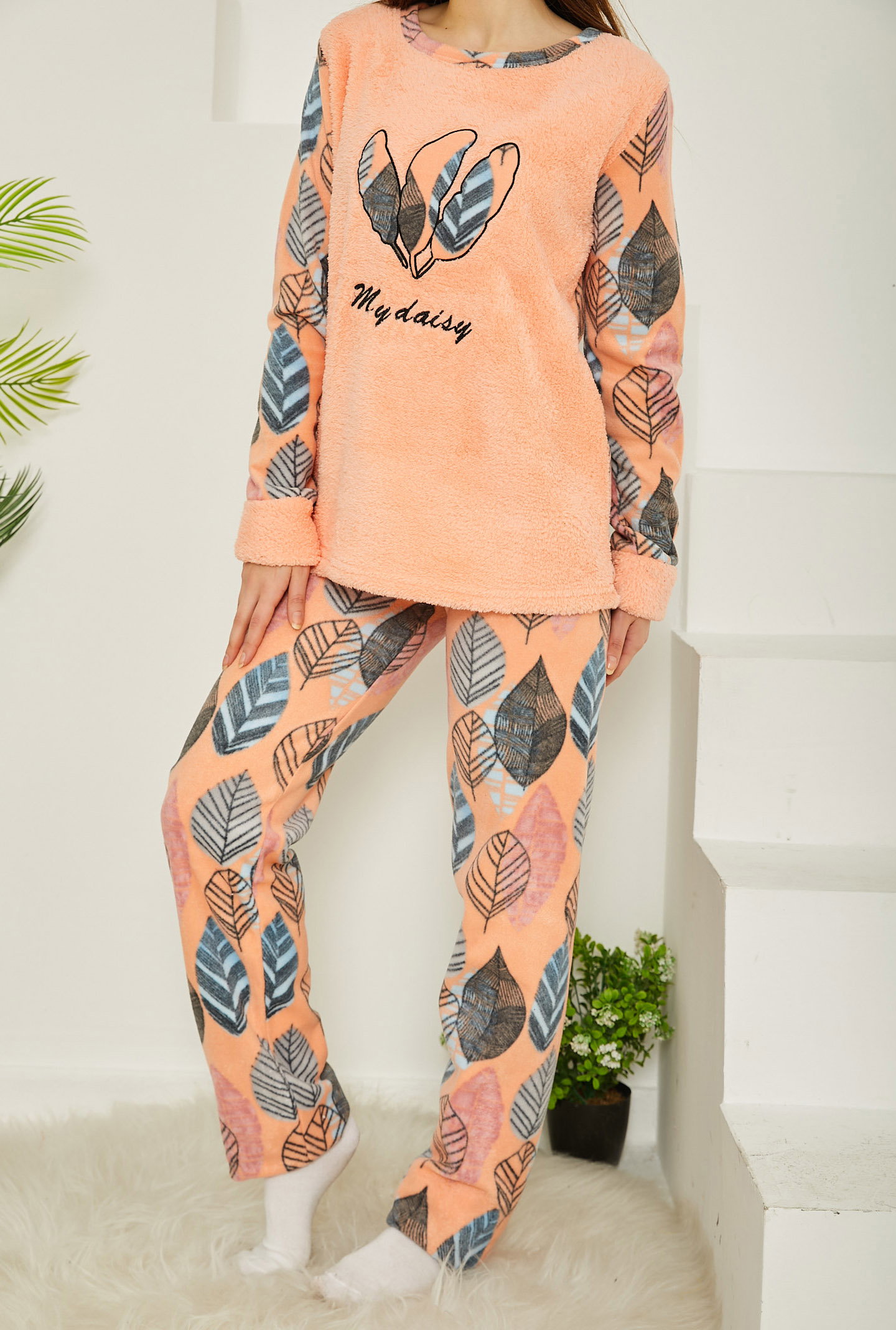 Nakışlı Peluş Polar Pijama Takım Yavruağzi - 26781 - 1