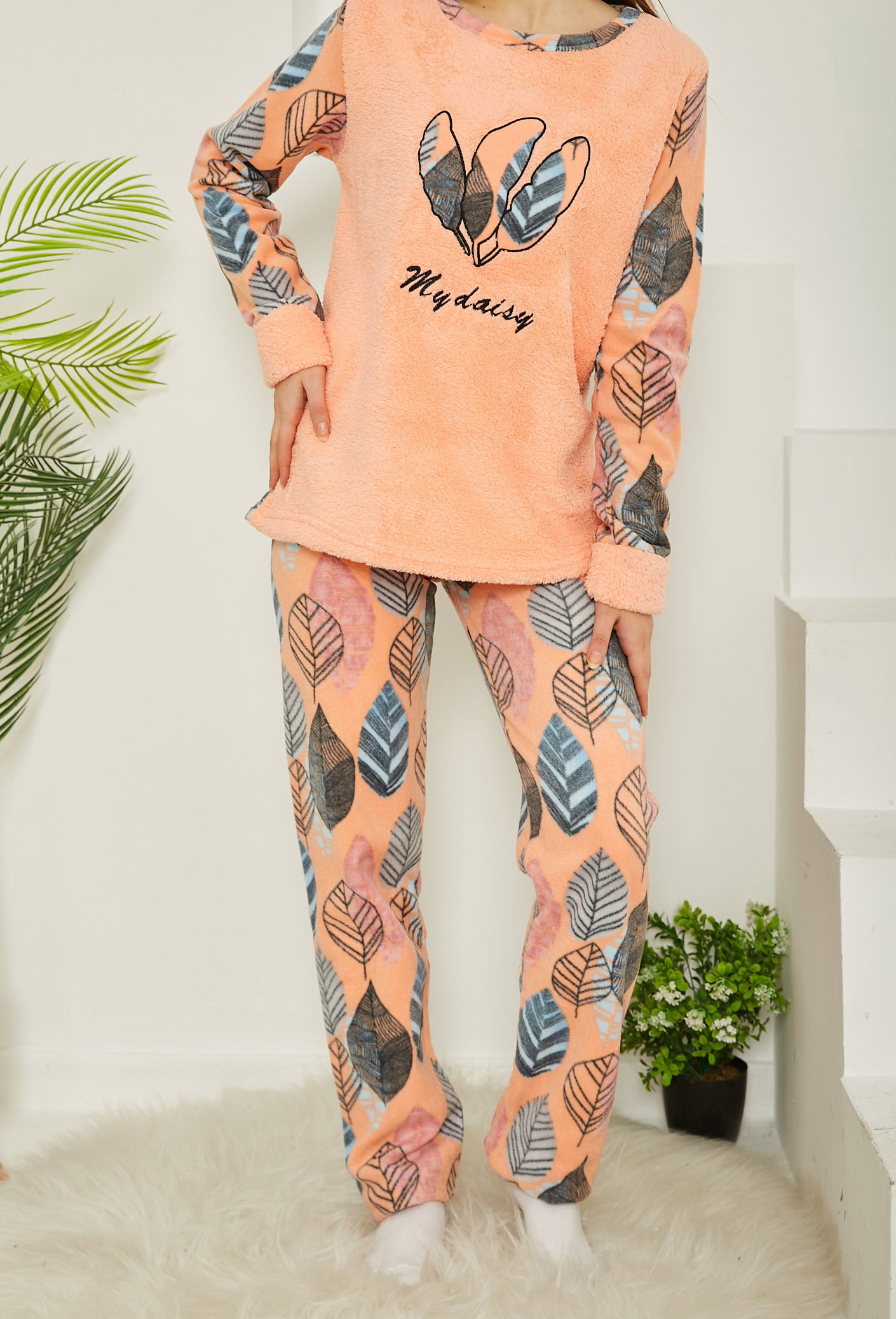 Nakışlı Peluş Polar Pijama Takım Yavruağzi - 26781 - 2