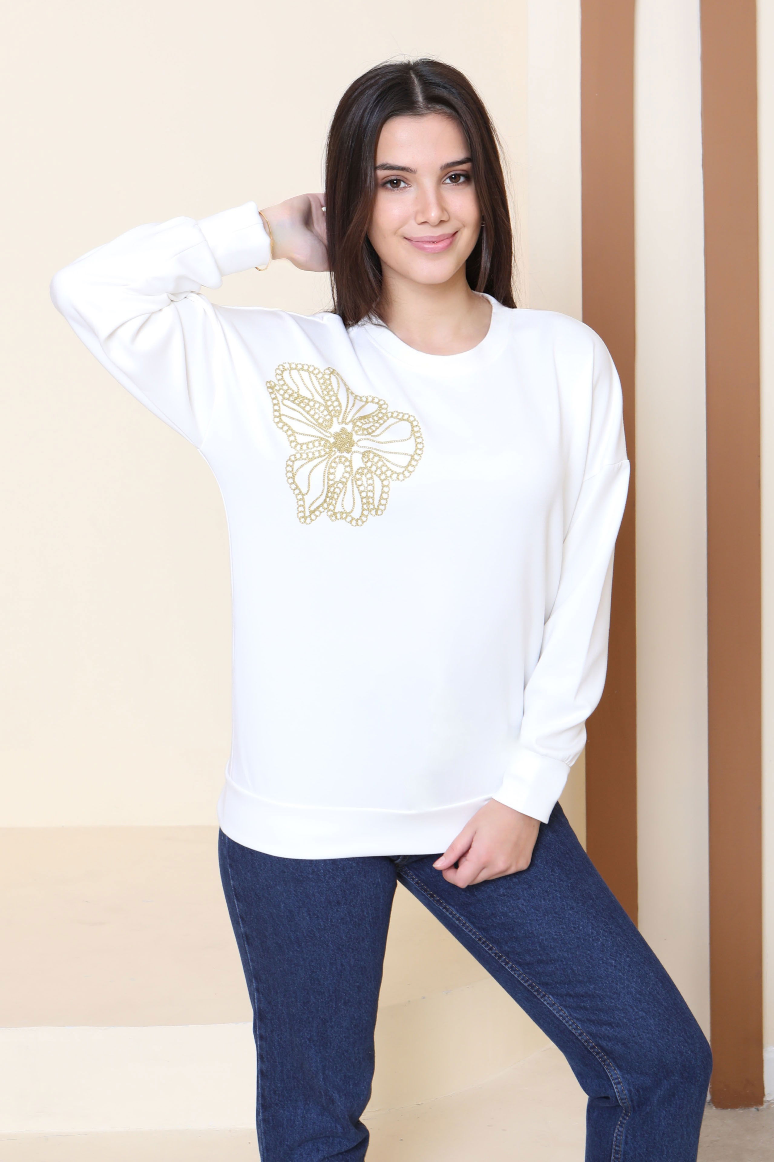 Omuz Çiçek Nakışlı Modal Sweatshirt - 27883-BEYAZ - 1