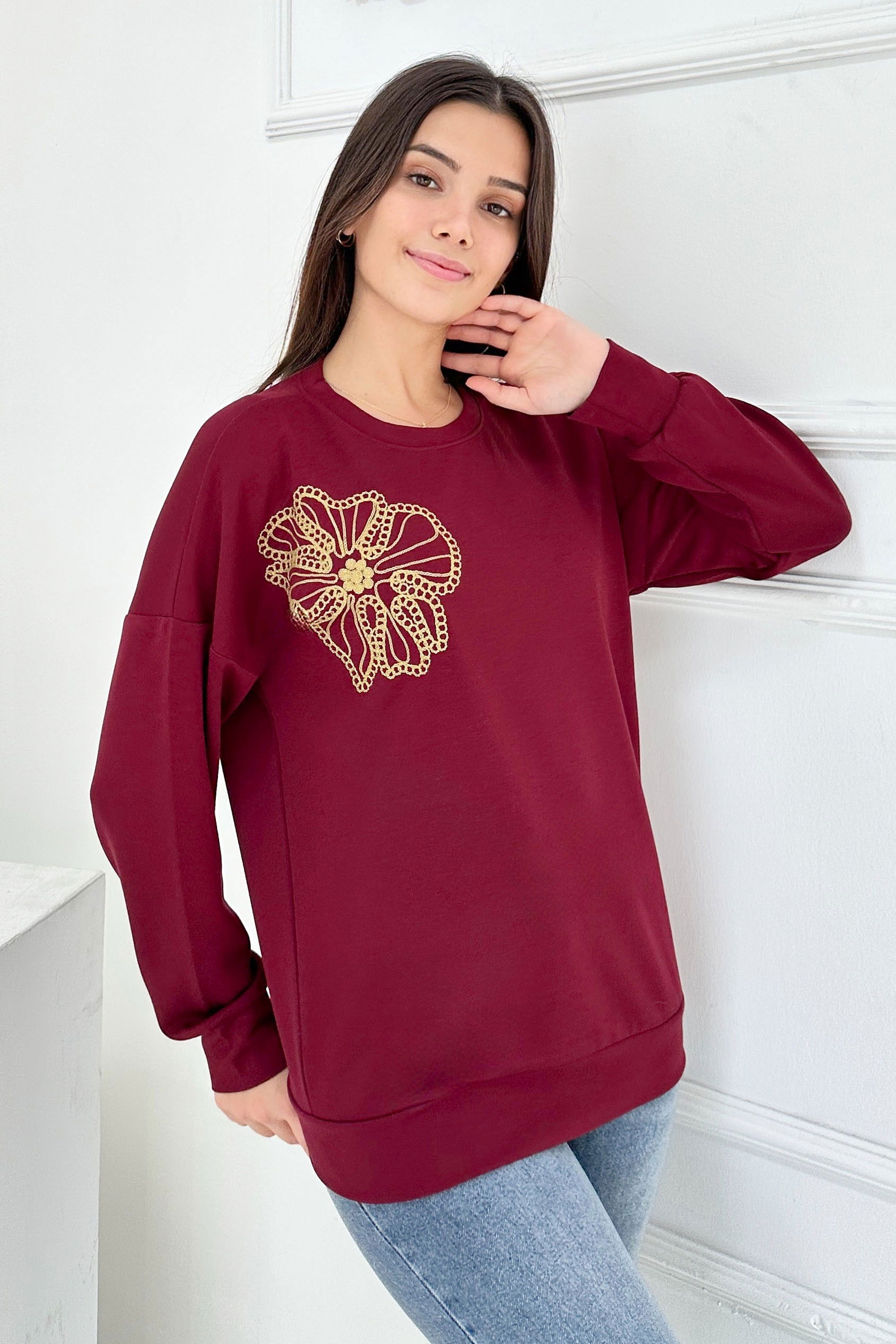 Omuz Çiçek Nakışlı Modal Sweatshirt - 27883-BORDO - 2