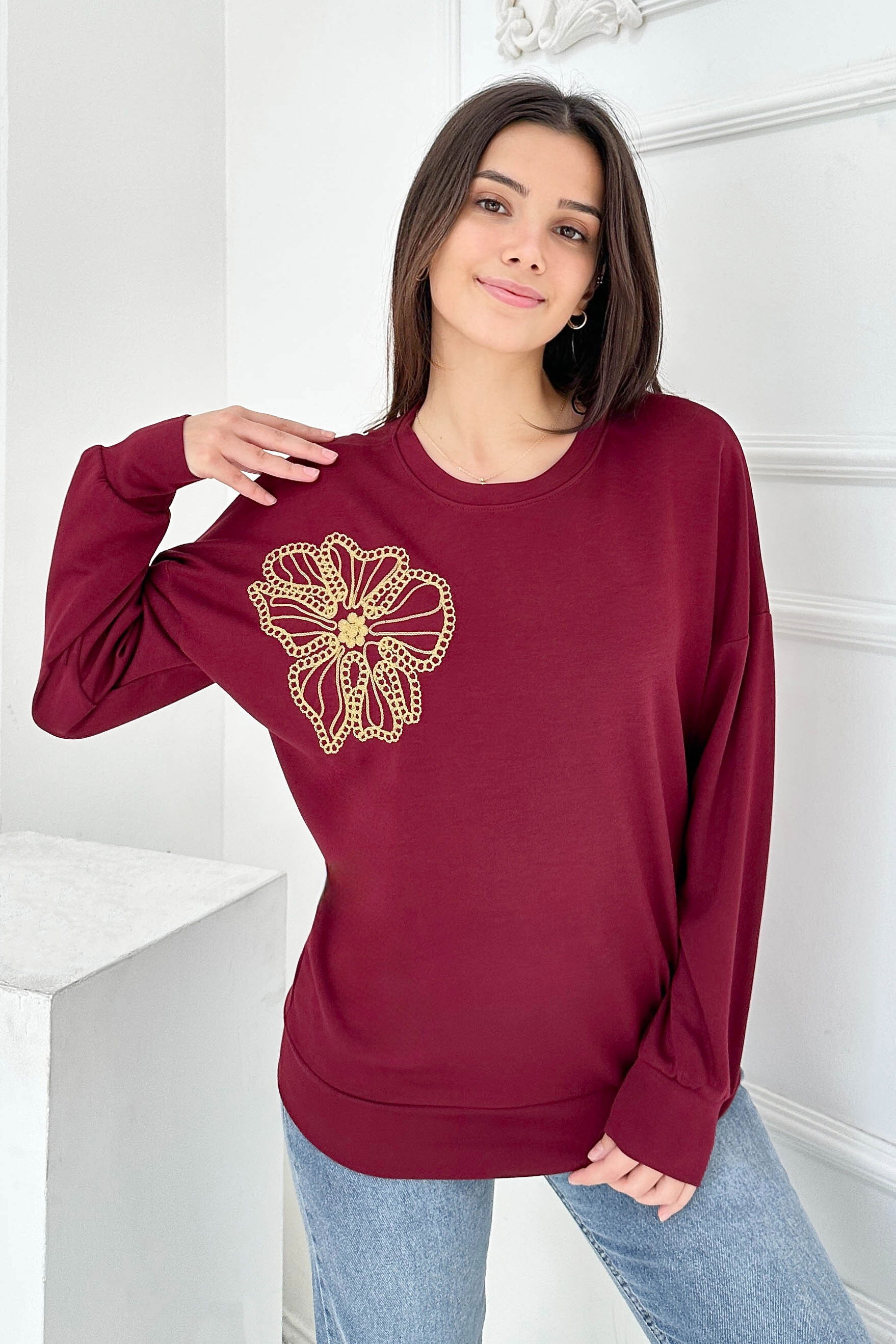 Omuz Çiçek Nakışlı Modal Sweatshirt - 27883-BORDO - 3