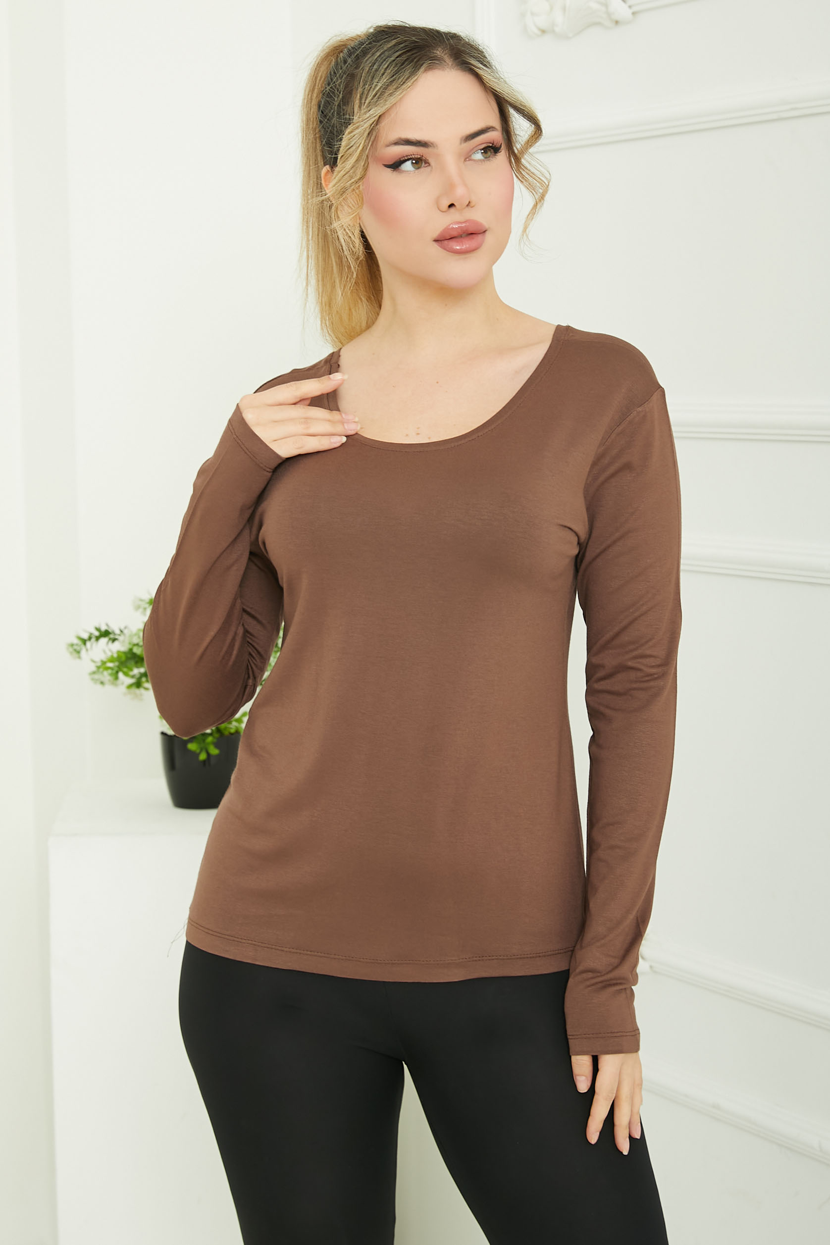 Ön ve Arka Oval Yaka Badi - 26829 - 3