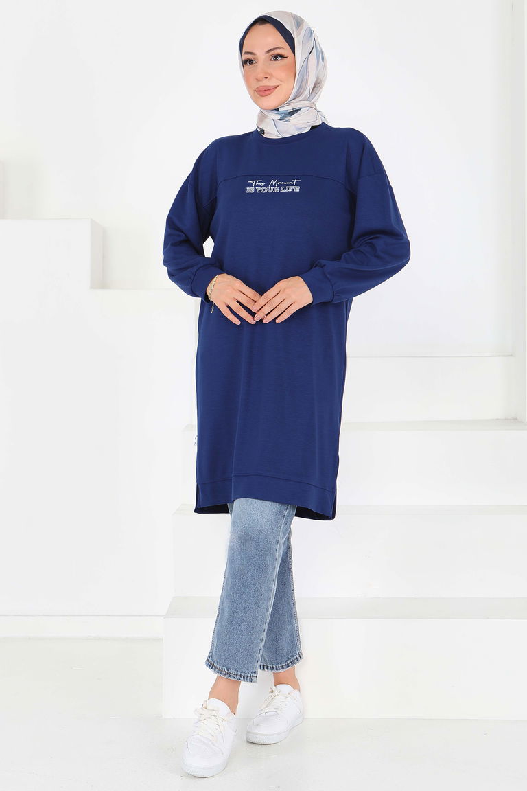 Önü Baskılı Yırtmaçlı Modal Tunik - 27704-LACIVERT - TOFİSA
