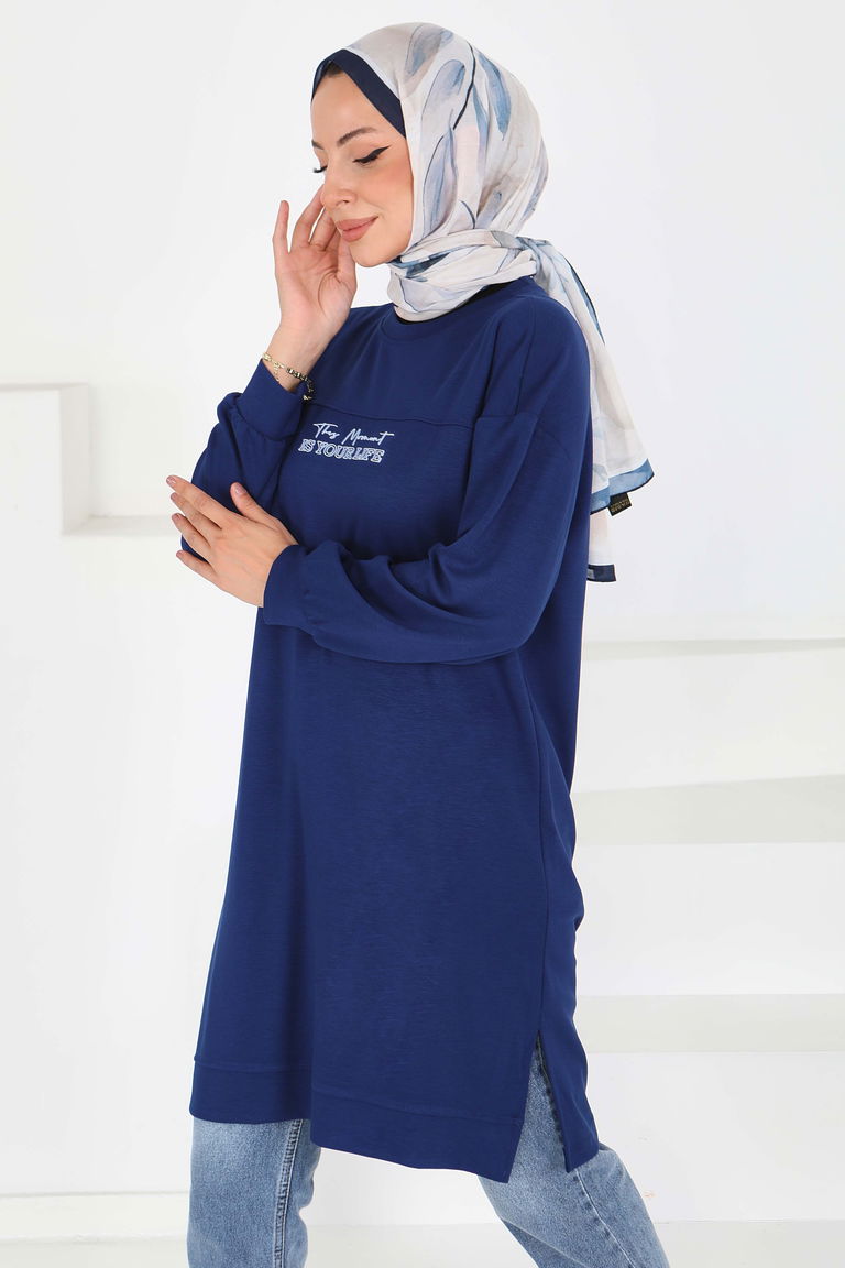 Önü Baskılı Yırtmaçlı Modal Tunik - 27704-LACIVERT - TOFİSA