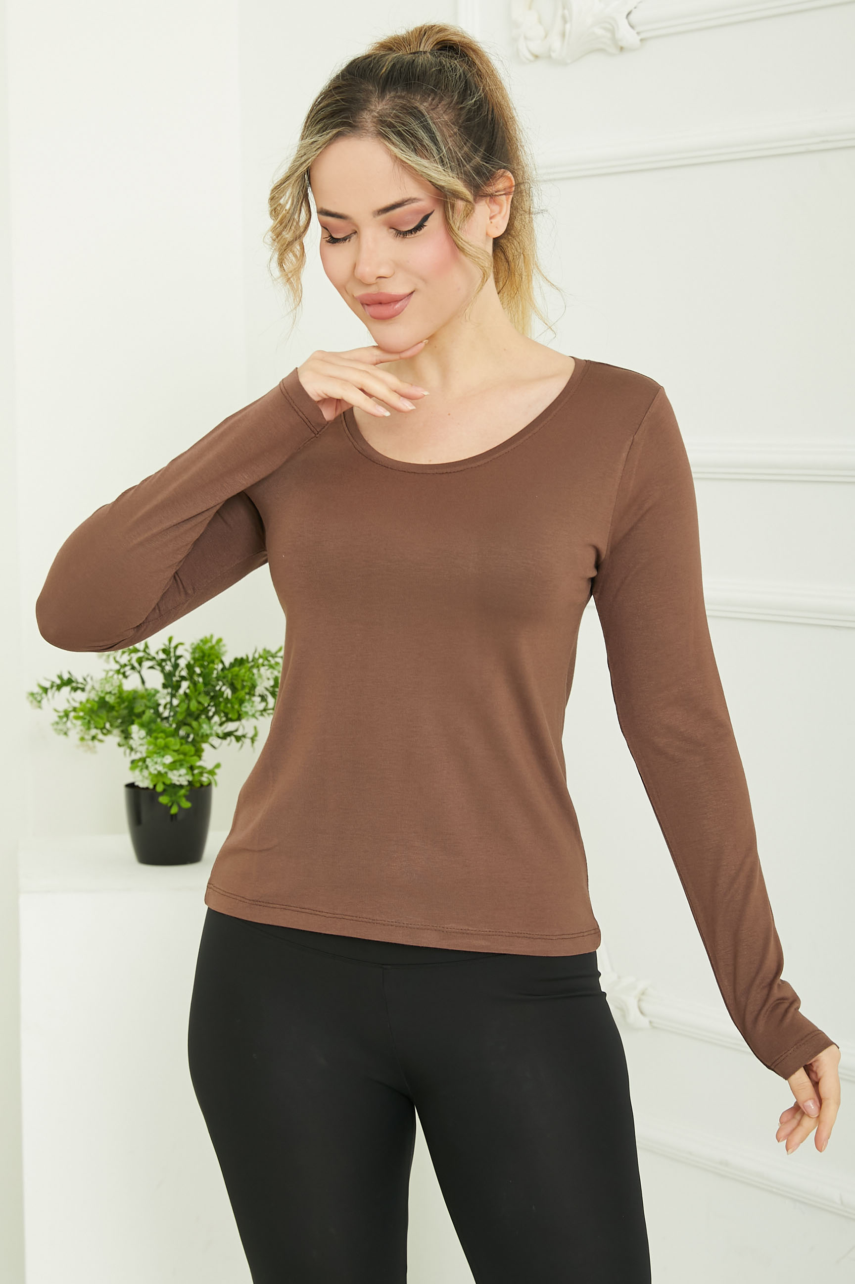 Oval Yaka Badi - 26828 - 1
