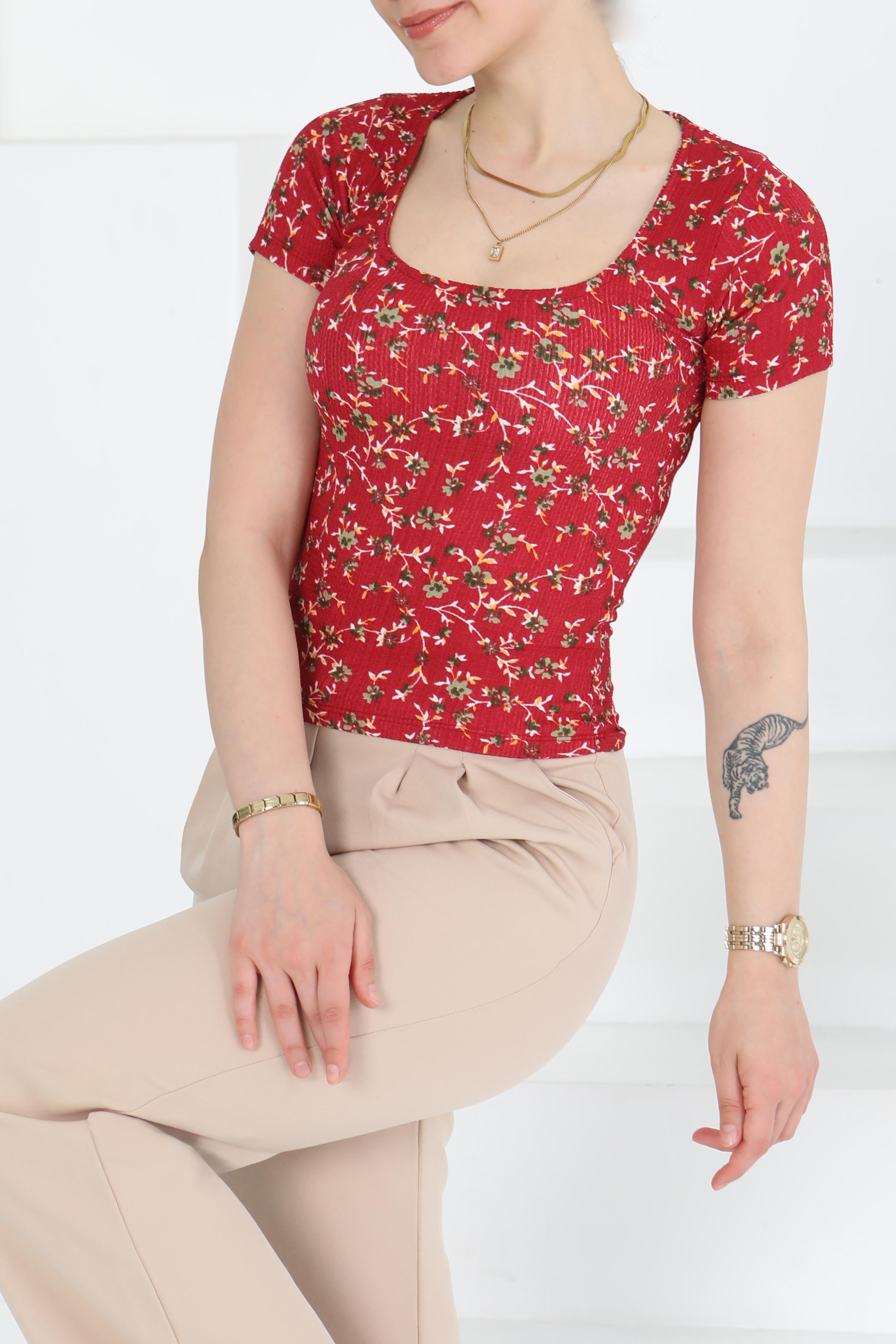 Oval Yaka Çiçek Desenli Bluz - 27279 - 2