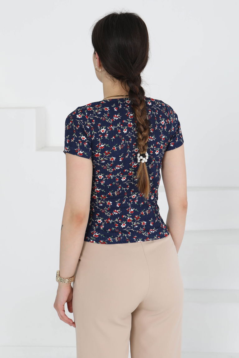 Oval Yaka Çiçek Desenli Bluz - 27279 - TOFİSA