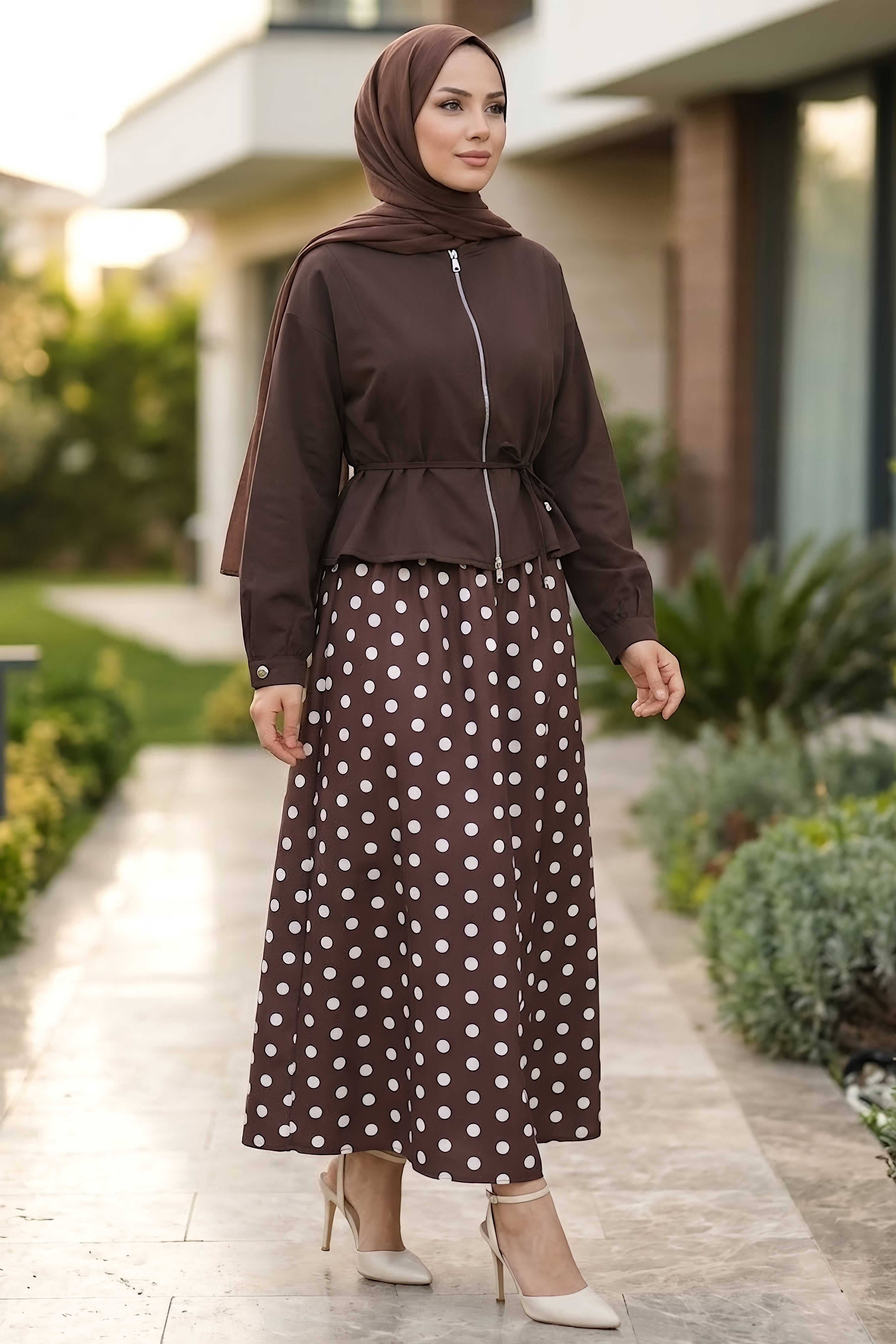 Puantiye Desenli Etekli Takım Kahve - 28647-KAHVE - 2