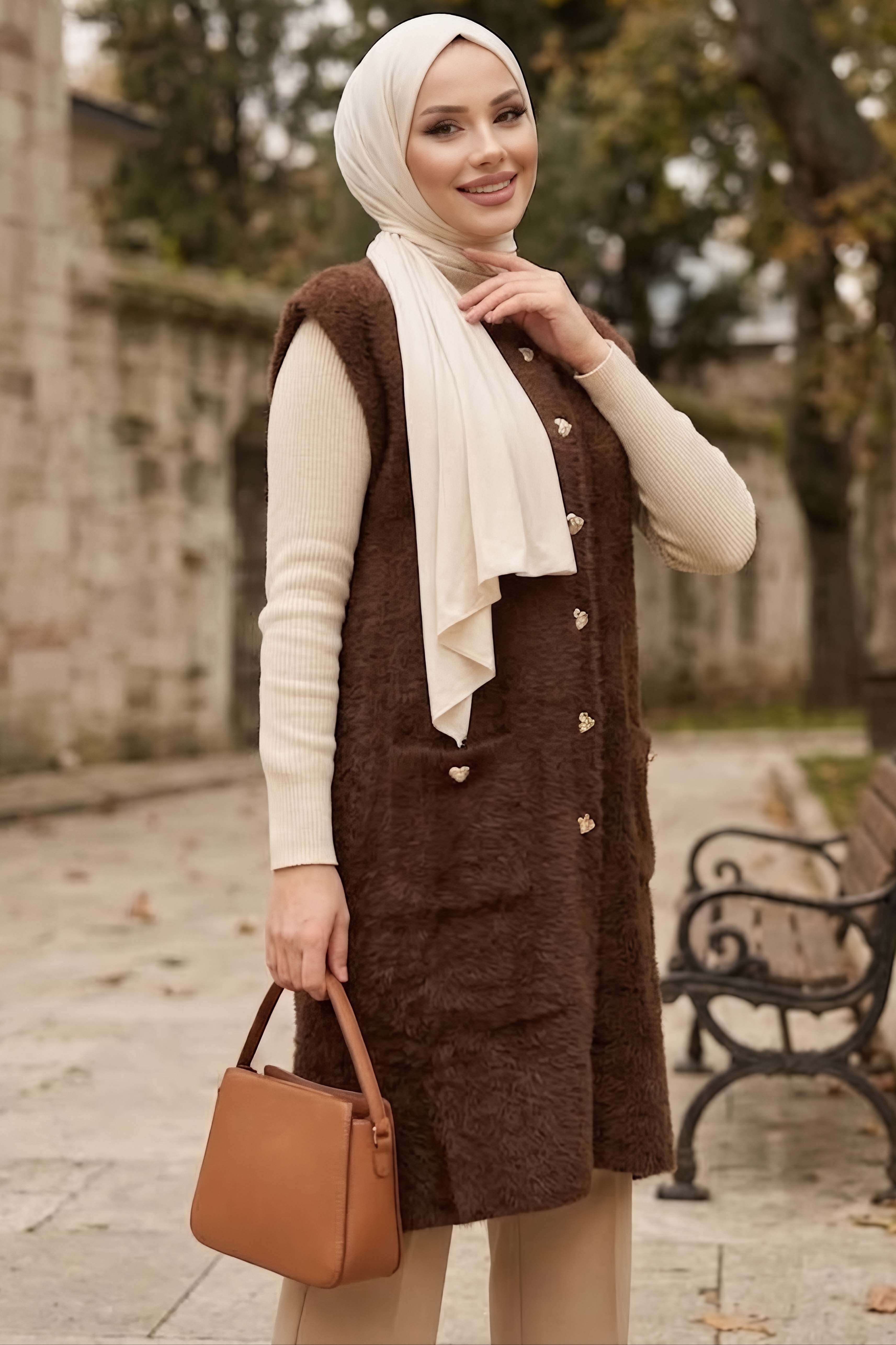 Sakalı Cepli Uzun Yelek Kahve - 28903-KAHVE - 2