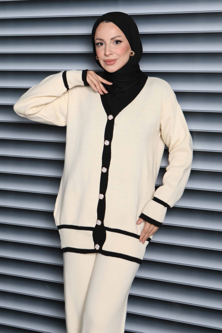 Şeritli Düğmeli Triko Takım - 27904-KREM - TOFİSA