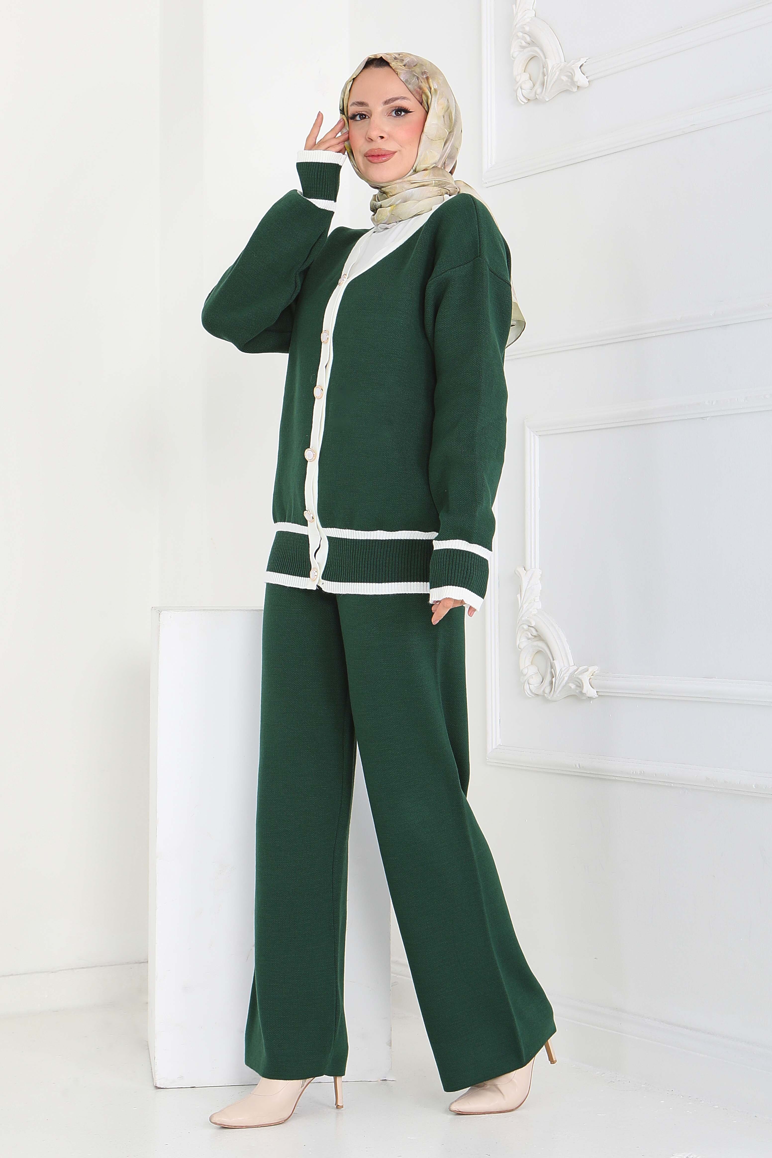 Şeritli Düğmeli Triko Takım - 27904-ZUMRUT - 4