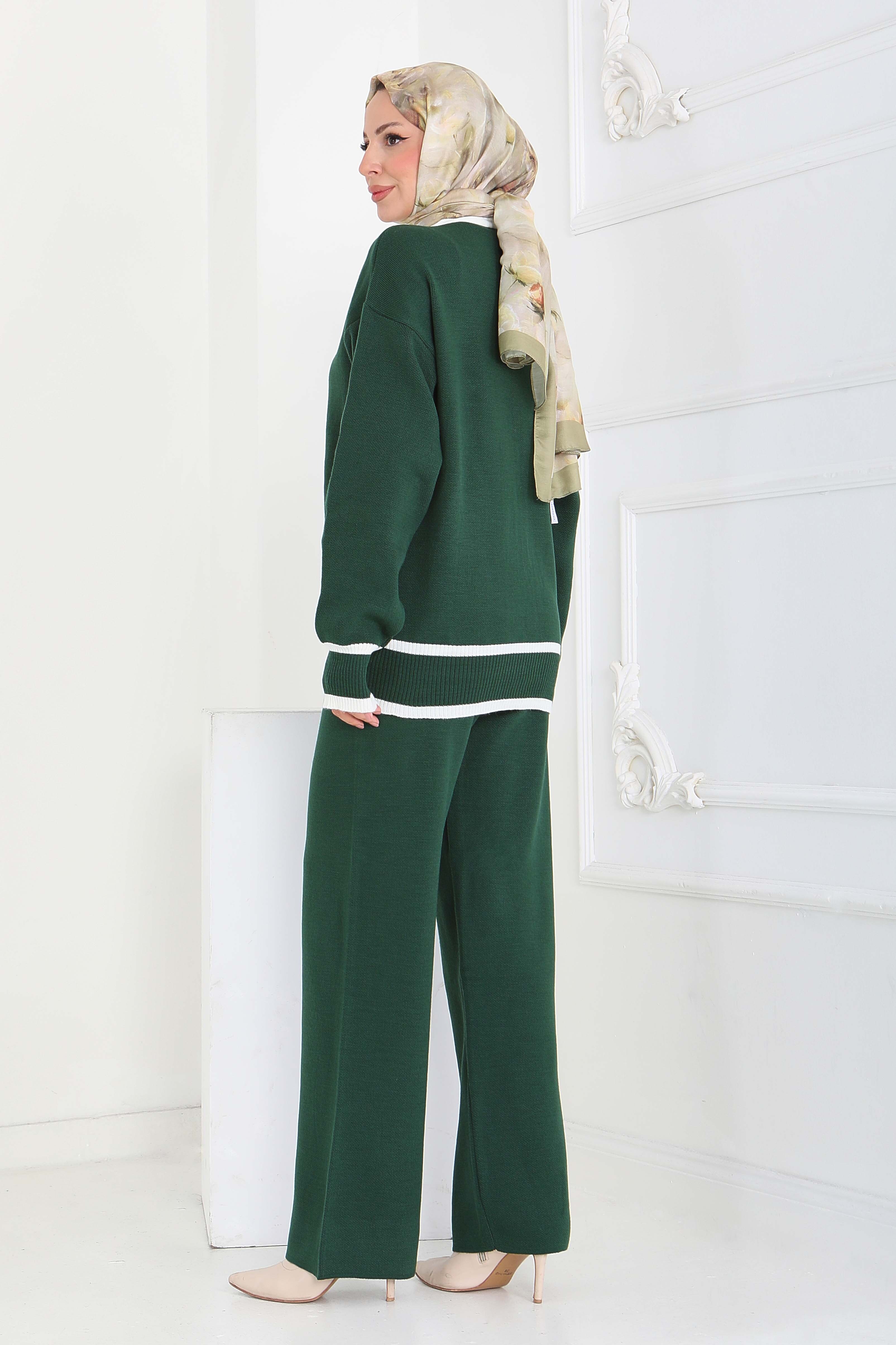 Şeritli Düğmeli Triko Takım - 27904-ZUMRUT - 5