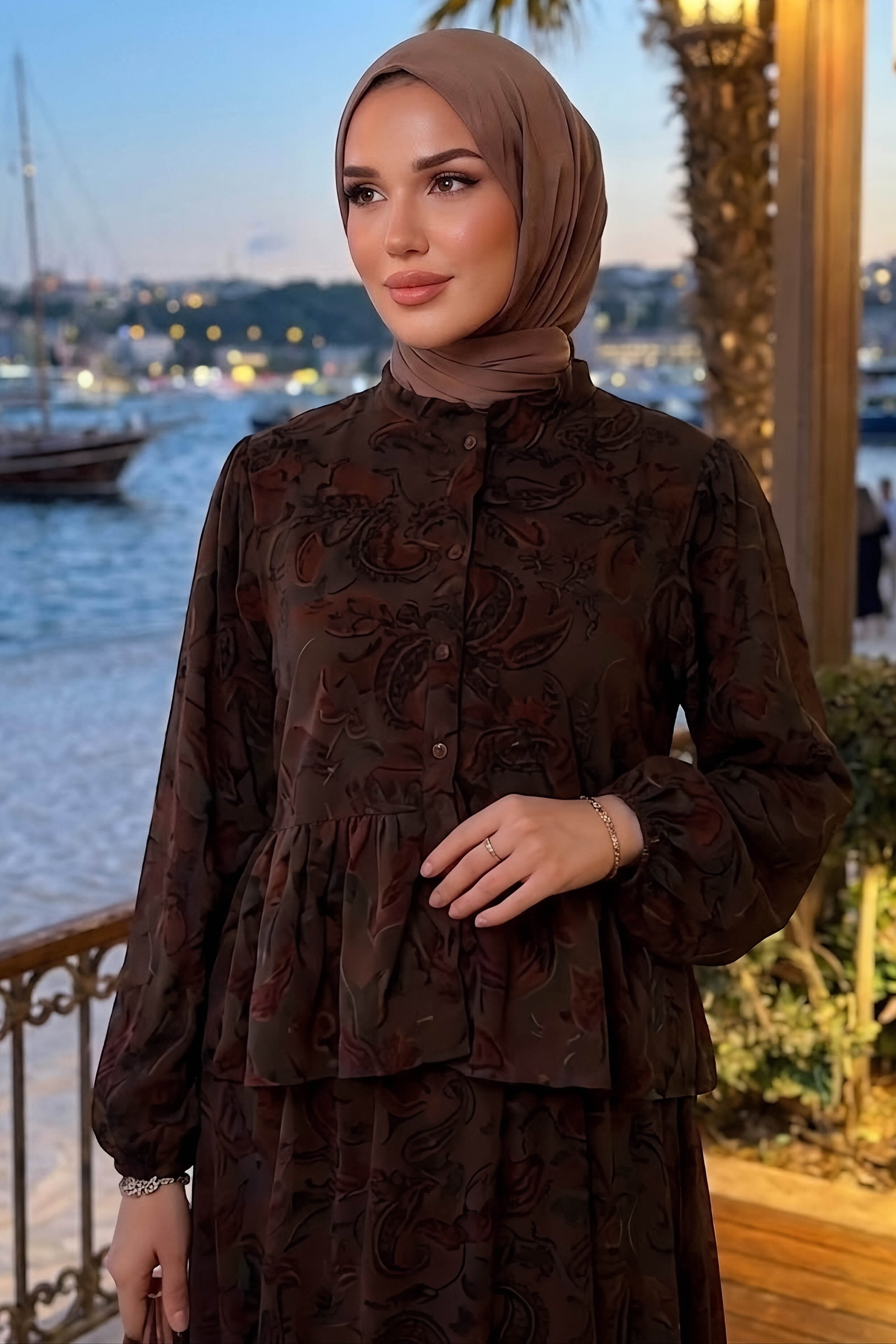 Tül Floğu Baskılı Etekli Takım Kahve - 28782-KAHVE - 2