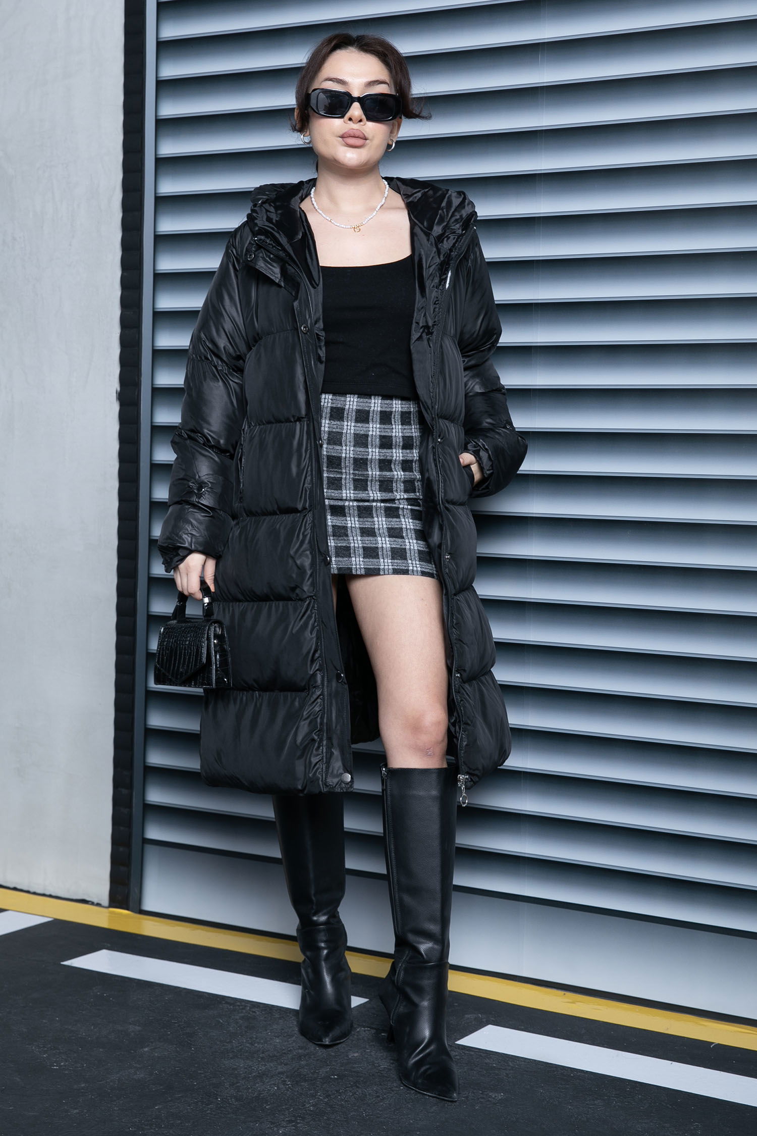 Uzun Şişme Mont Siyah - 26741 - 3