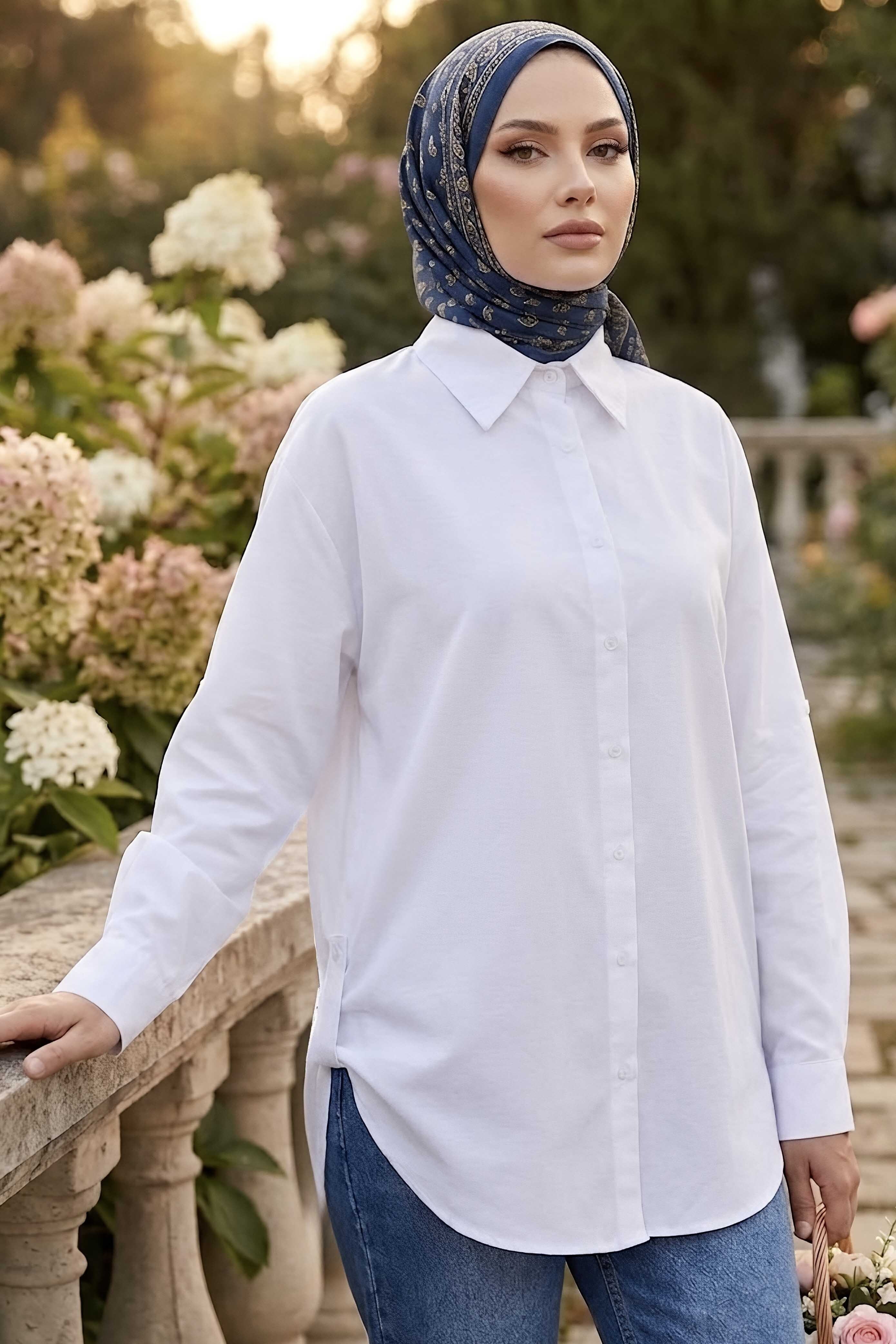Yanları Düğme Detaylı Düz Gömlek Beyaz - 1335-BEYAZ - 1