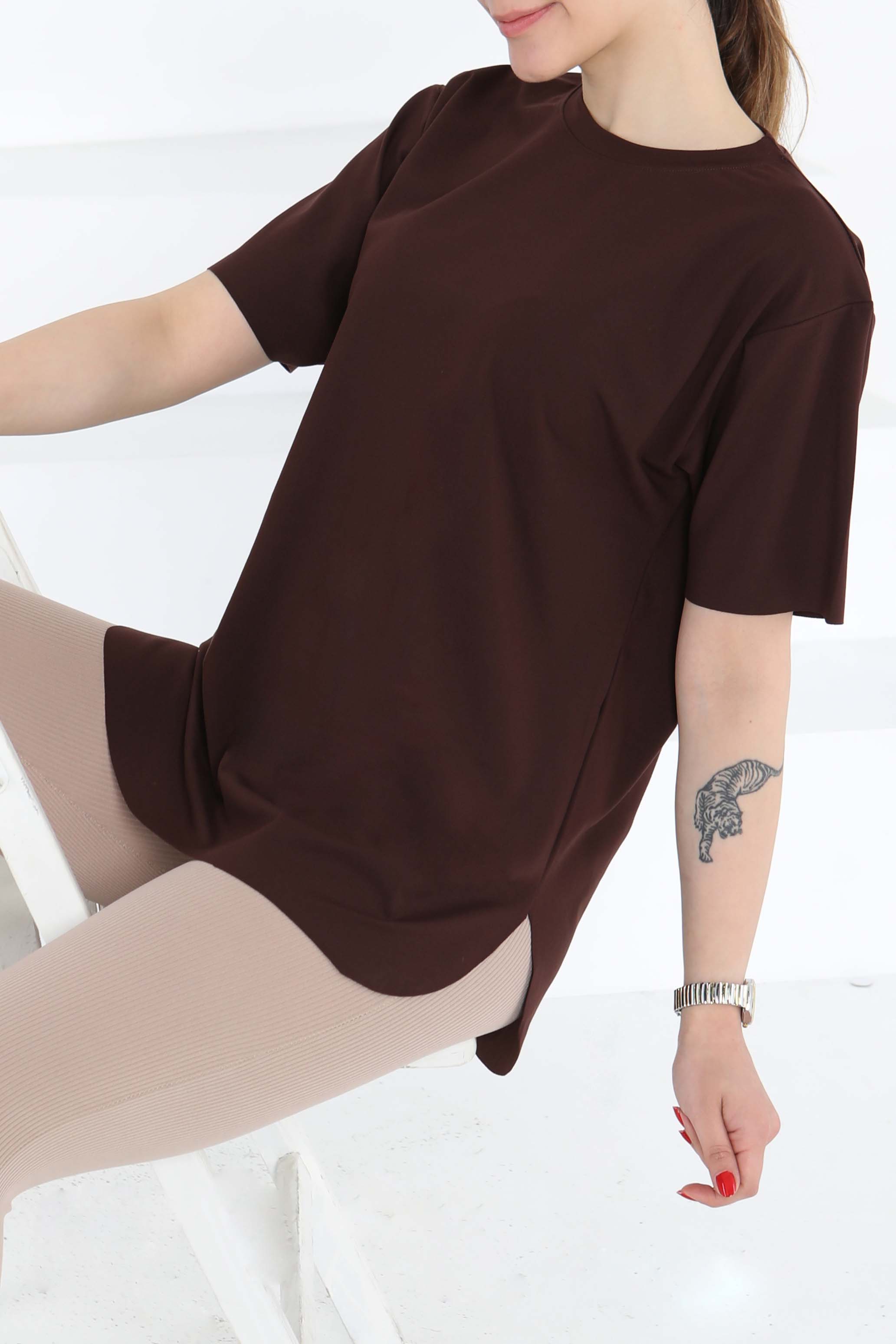 Yırtmalı Kısa Kollu T-Şhirt Kahve - 27117 - 1