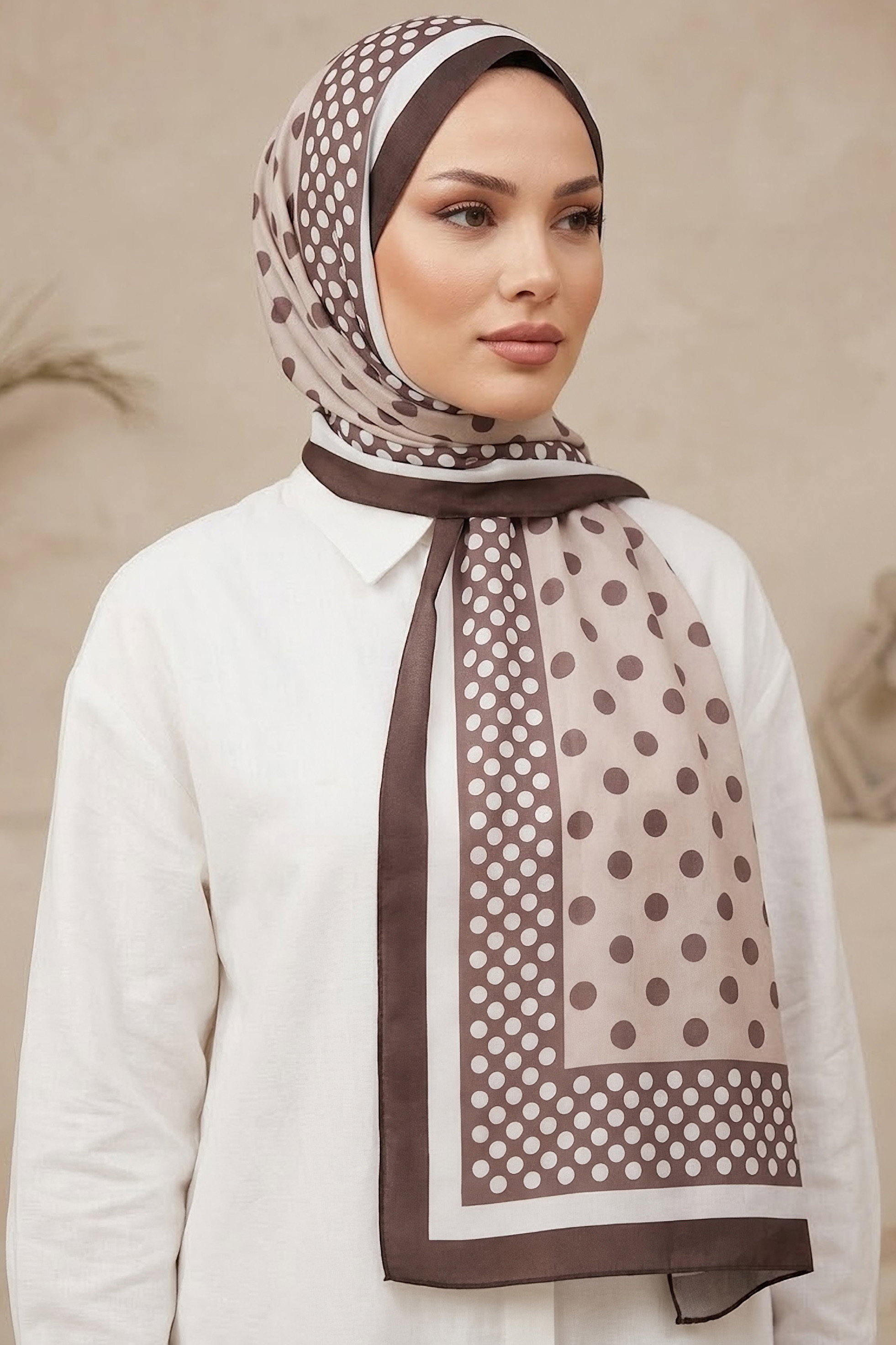 Zarif Puantiye Desen İtalyan İpek Şal Kahve - 28685-KAHVE - 1