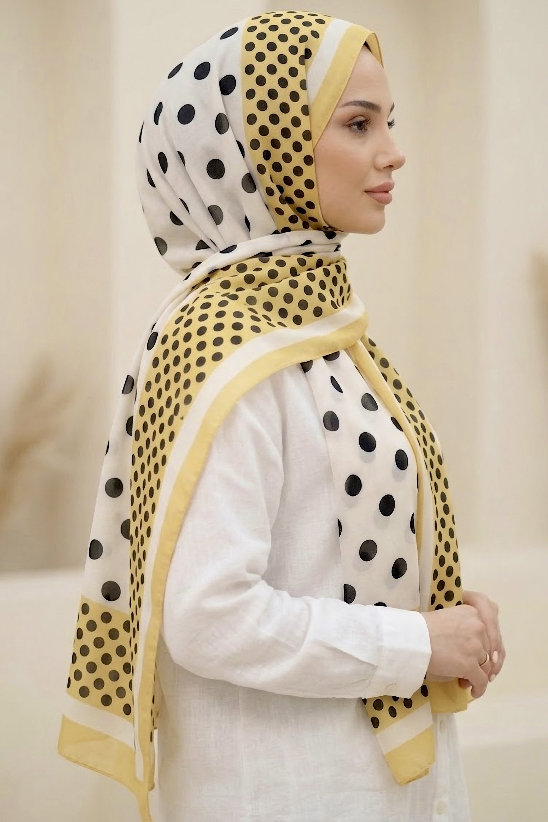 Zarif Puantiye Desen İtalyan İpek Şal Sari - 28685-SARI - 2