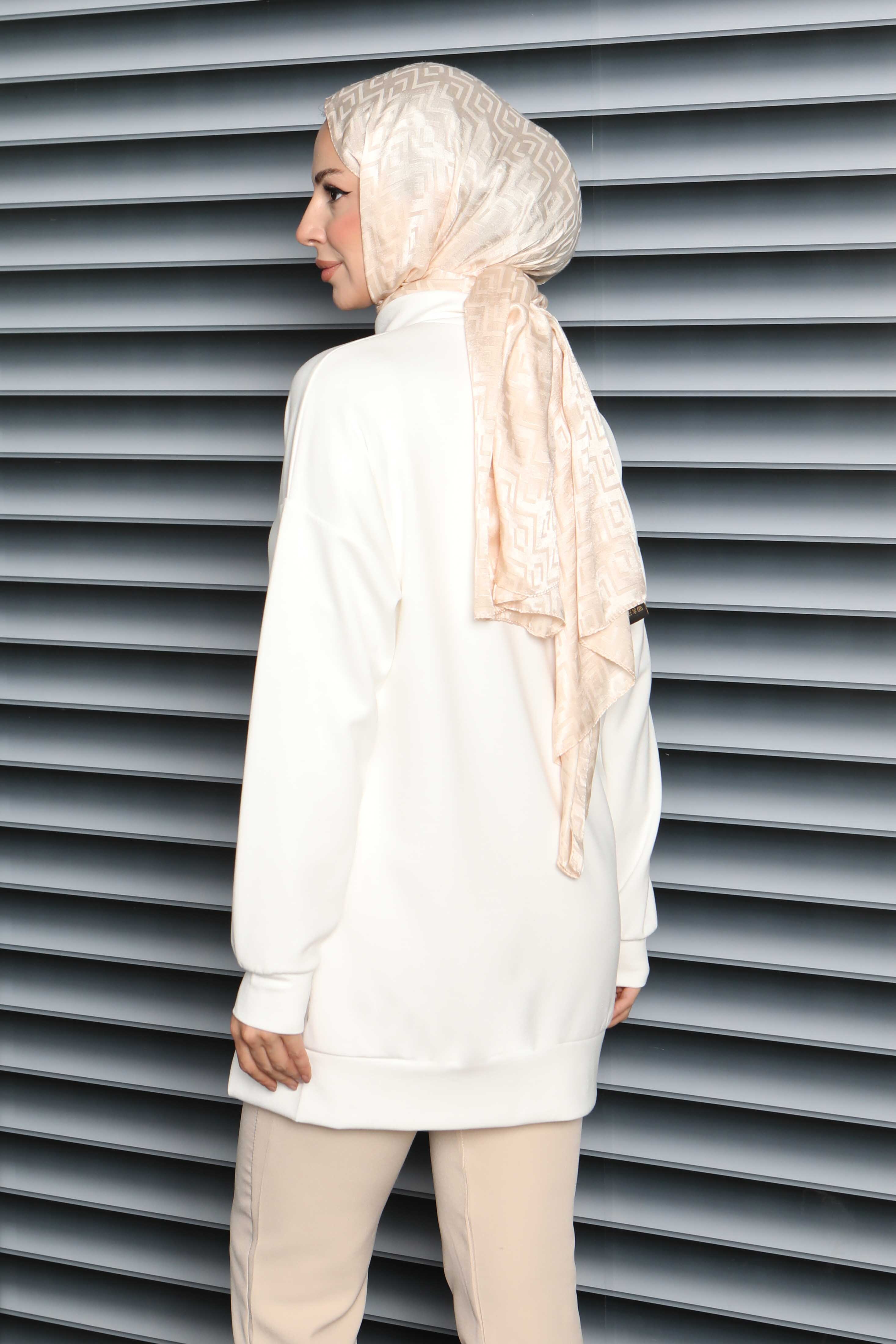 Zincir Detaylı Modal Tunik - 27916-BEYAZ - 4